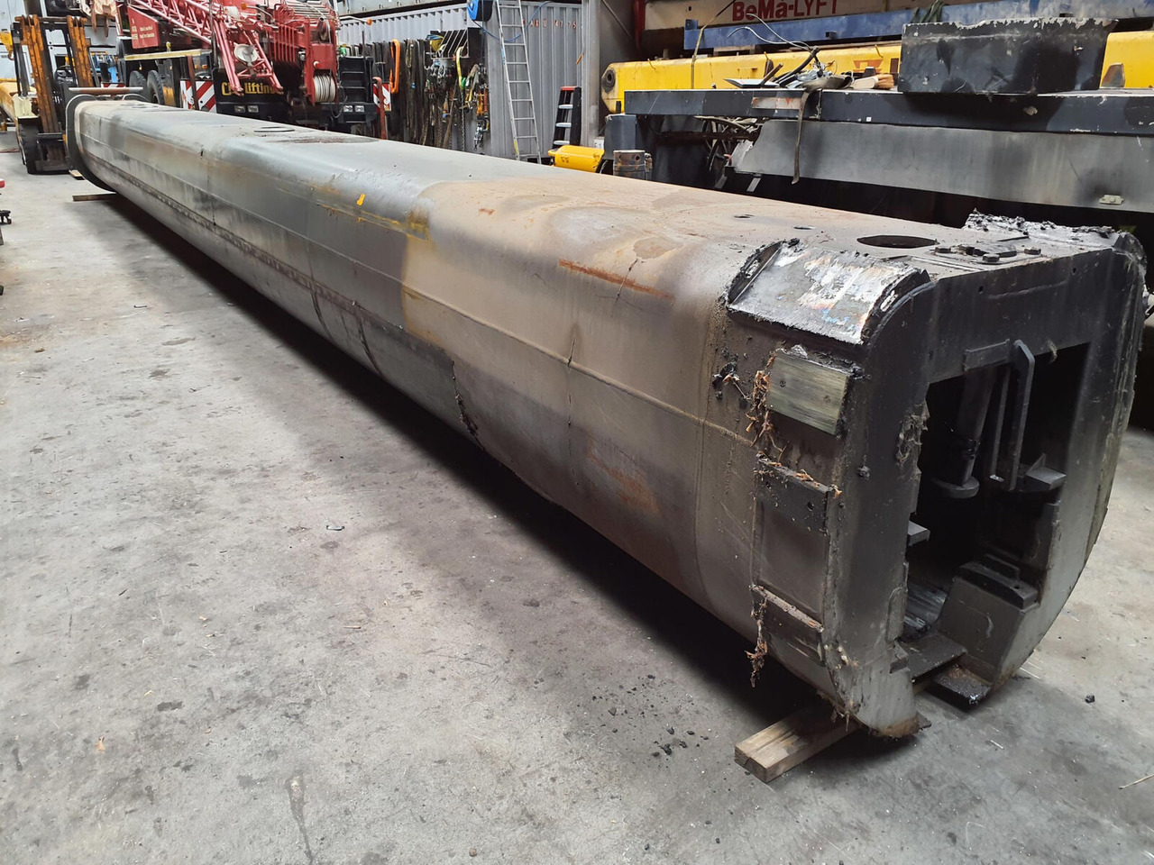 Liebherr LTM 1160-5.1 telescopic section 2 - Boom untuk Derek bergerak: gambar 4 Liebherr LTM 1160-5.1 telescopic section 2 - Boom untuk Derek bergerak: gambar 4