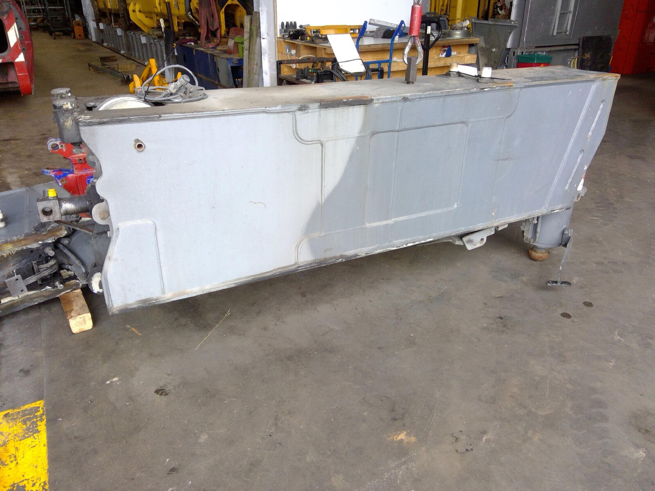 Liebherr LTM 1250-6.1 outrigger beam complete rear - Penangguhan untuk Derek: gambar 3 Liebherr LTM 1250-6.1 outrigger beam complete rear - Penangguhan untuk Derek: gambar 3