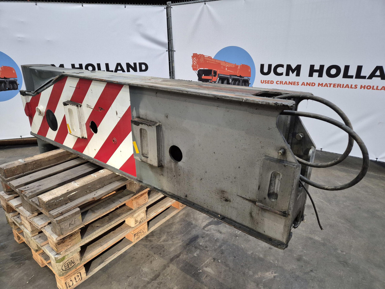 Liebherr LTM 1250-6.1 outriggerbeam rear with support cylinder - Penangguhan untuk Derek: gambar 4 Liebherr LTM 1250-6.1 outriggerbeam rear with support cylinder - Penangguhan untuk Derek: gambar 4