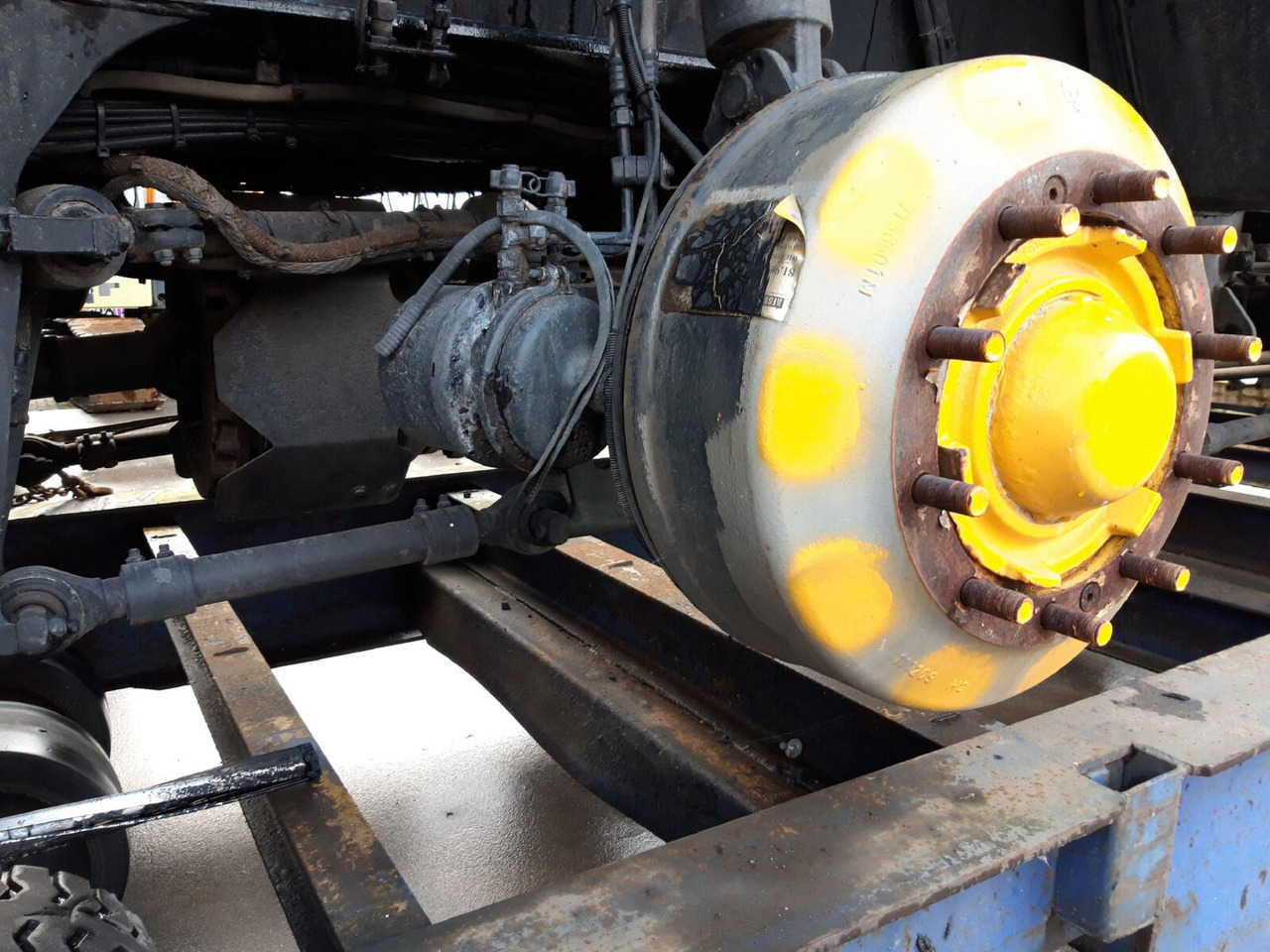 Liebherr LTM 1400-7.1 axle 4 - Poros dan bagian untuk Derek bergerak: gambar 4 Liebherr LTM 1400-7.1 axle 4 - Poros dan bagian untuk Derek bergerak: gambar 4