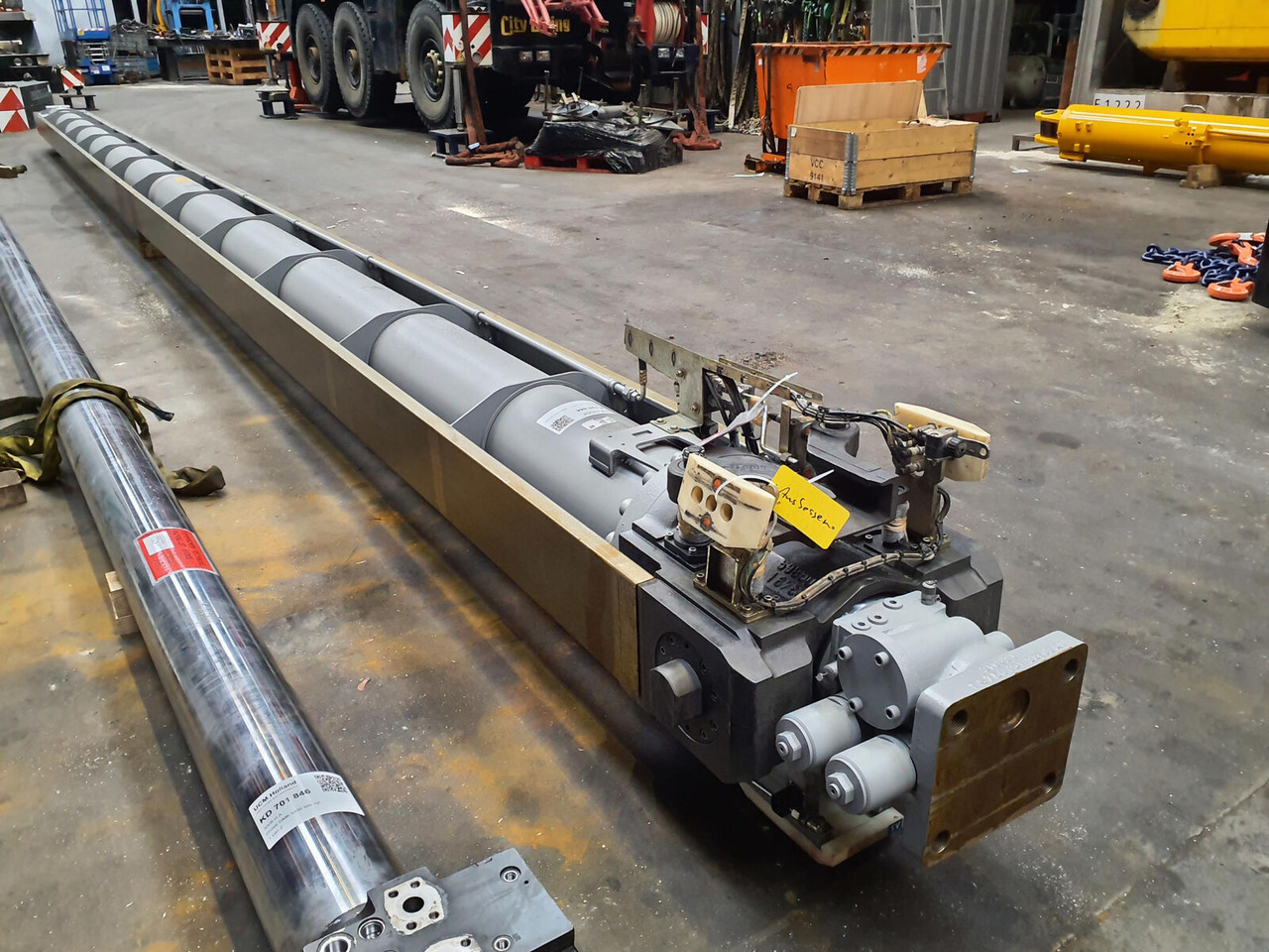 Liebherr LTM 1400 7.1 telescopic cylinder - Silinder hidrolik untuk Derek bergerak: gambar 2 Liebherr LTM 1400 7.1 telescopic cylinder - Silinder hidrolik untuk Derek bergerak: gambar 2