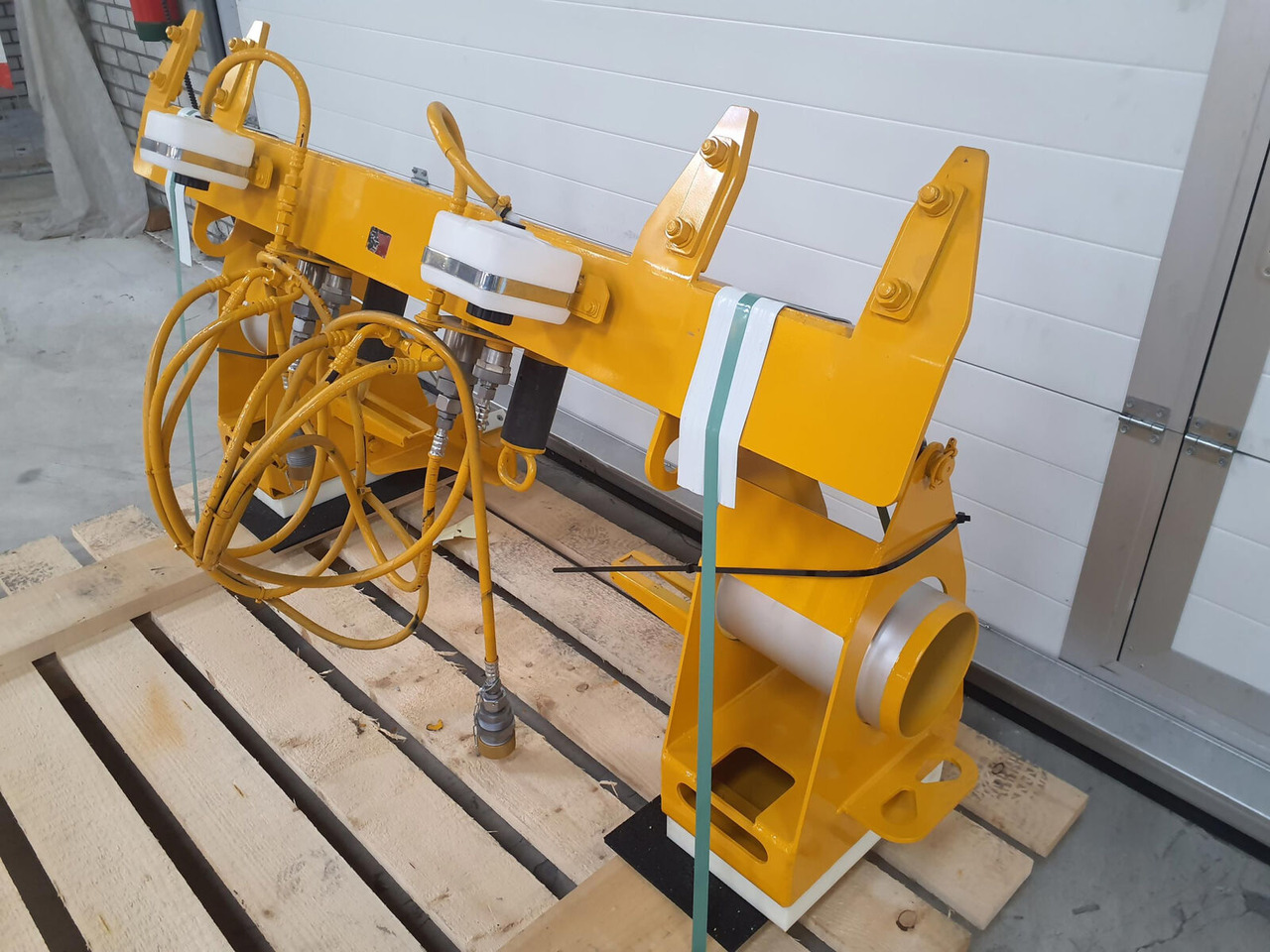 Liebherr LTM 1750-9.1 Luffing cylinder lifting device rear - Tubuh dan eksterior untuk Derek bergerak: gambar 3 Liebherr LTM 1750-9.1 Luffing cylinder lifting device rear - Tubuh dan eksterior untuk Derek bergerak: gambar 3