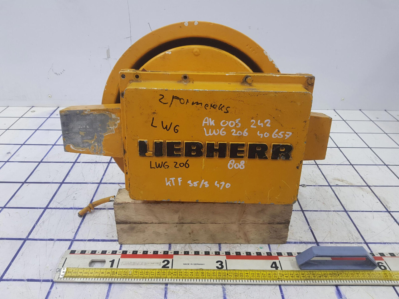 Liebherr lenght indicator LWG 206 - Tubuh dan eksterior untuk Derek bergerak: gambar 1 Liebherr lenght indicator LWG 206 - Tubuh dan eksterior untuk Derek bergerak: gambar 1