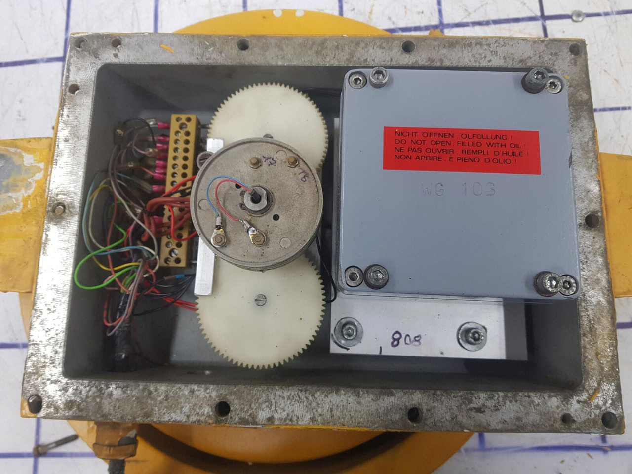 Liebherr lenght indicator LWG 206 - Tubuh dan eksterior untuk Derek bergerak: gambar 5 Liebherr lenght indicator LWG 206 - Tubuh dan eksterior untuk Derek bergerak: gambar 5