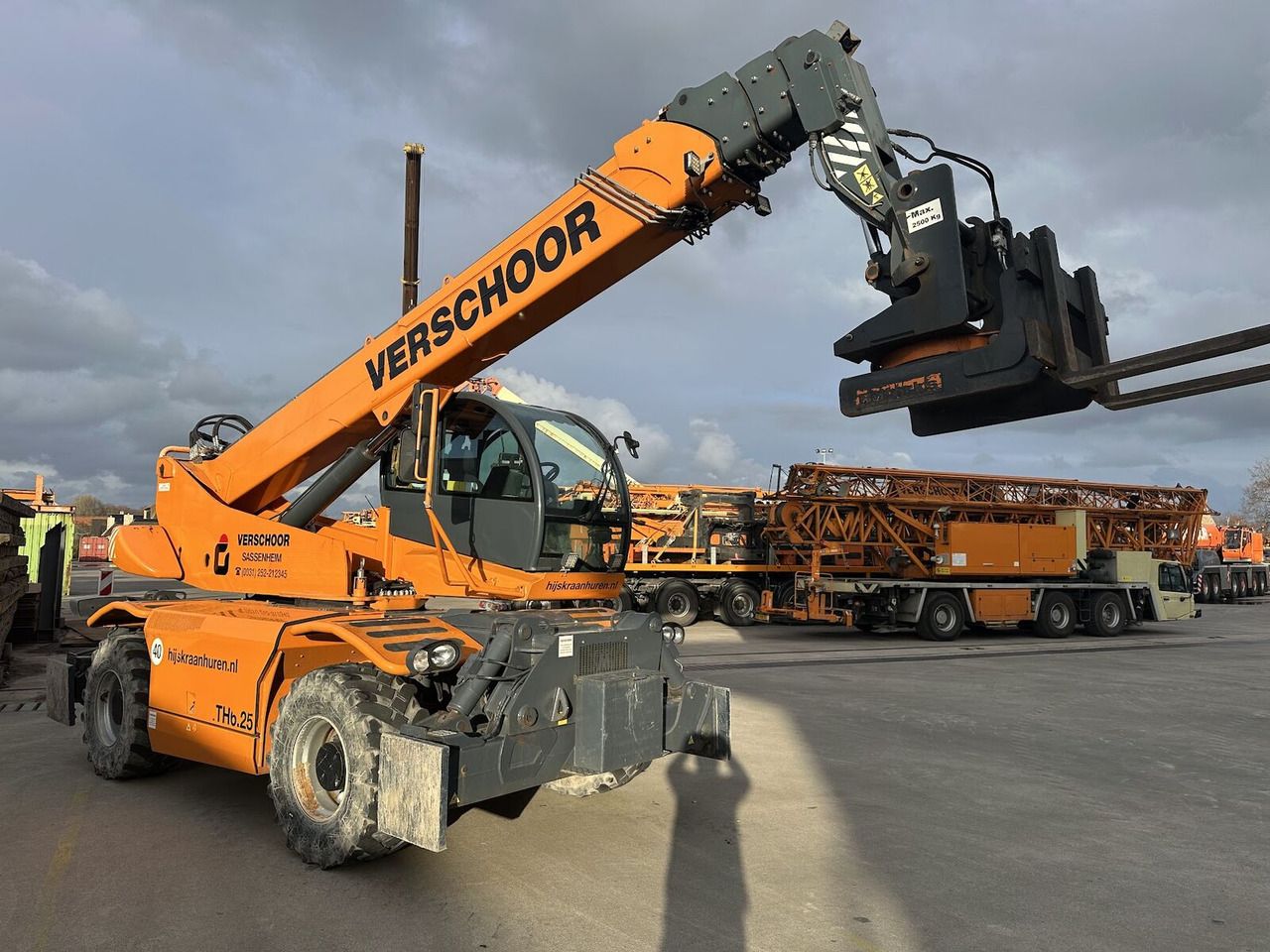 Magni Magni RTH6.25 - Telehandler: gambar 2 Magni Magni RTH6.25 - Telehandler: gambar 2