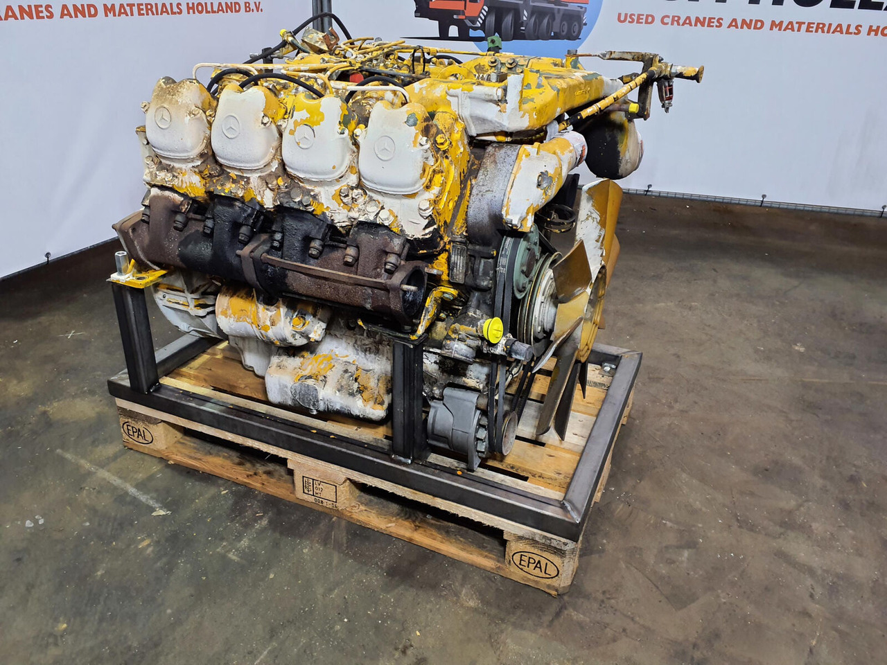 Mercedes-Benz LT 1200 Mercedes OM 402 upper engine - Mesin untuk Derek bergerak: gambar 1 Mercedes-Benz LT 1200 Mercedes OM 402 upper engine - Mesin untuk Derek bergerak: gambar 1