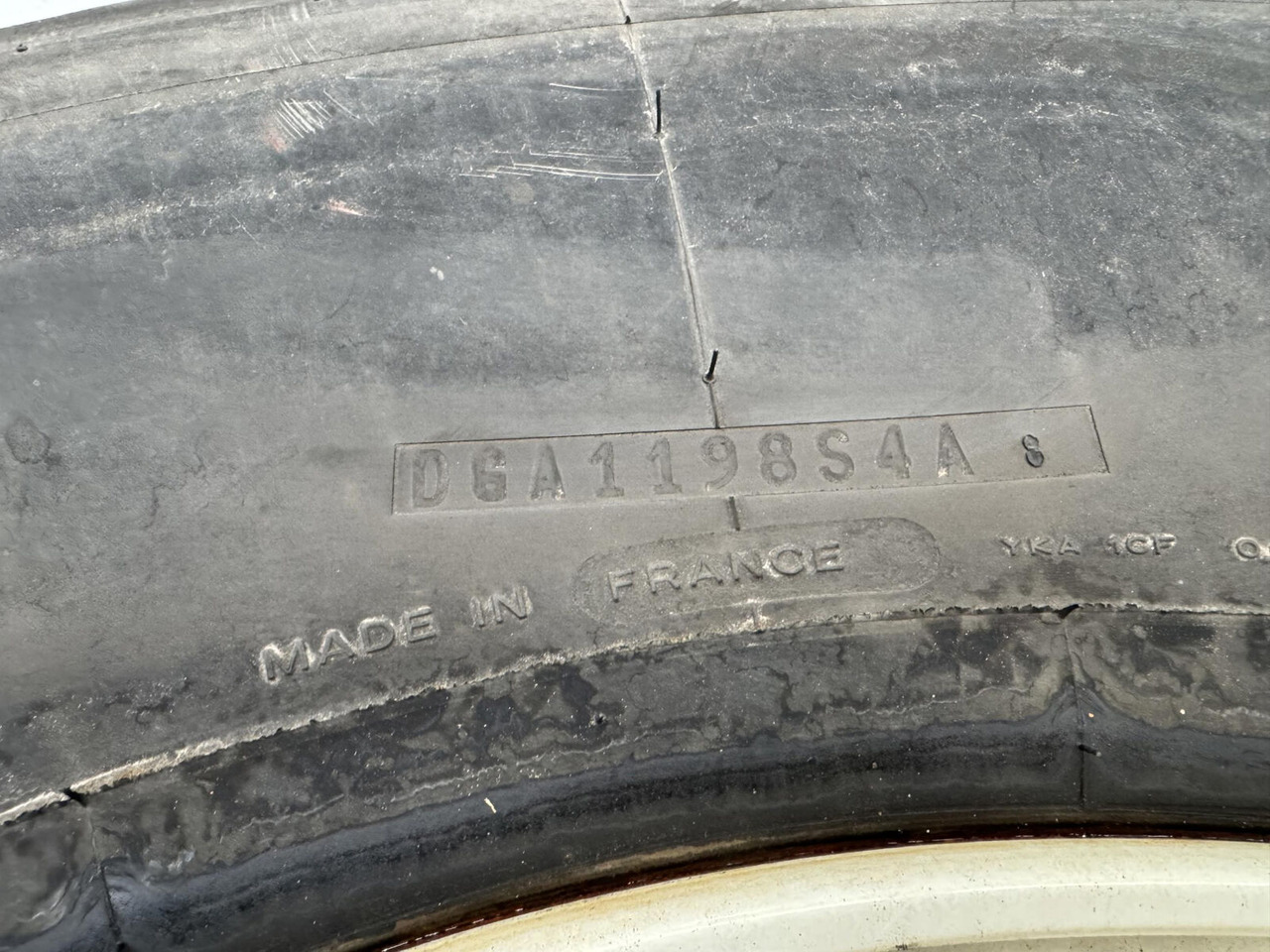 Michelin Wheel 445/95R25 10 12 1p - Roda untuk Derek: gambar 4 Michelin Wheel 445/95R25 10 12 1p - Roda untuk Derek: gambar 4