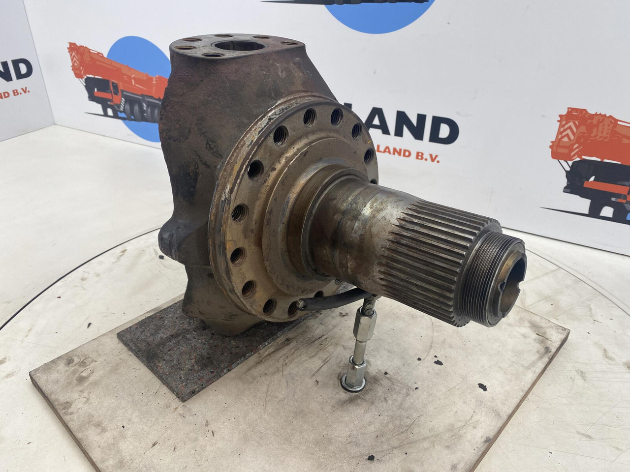 PPM 280 ATT Steering knuckle 16 holes axle 1 - Buku jari kemudi untuk Derek: gambar 3 PPM 280 ATT Steering knuckle 16 holes axle 1 - Buku jari kemudi untuk Derek: gambar 3