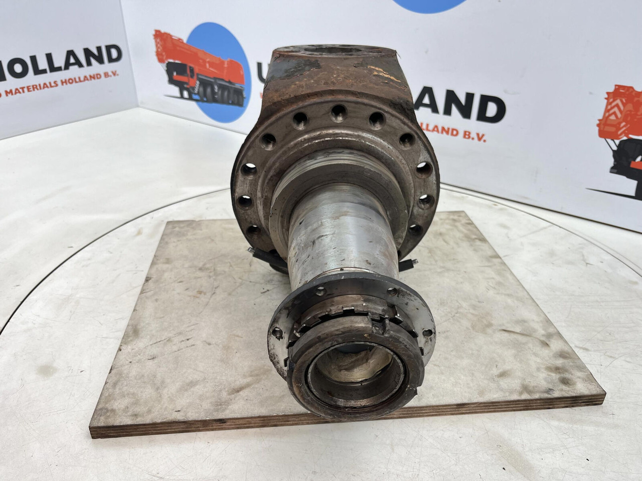 PPM 480 ATT Steering knuckle 16 holes axle 2 - Buku jari kemudi untuk Derek bergerak: gambar 2 PPM 480 ATT Steering knuckle 16 holes axle 2 - Buku jari kemudi untuk Derek bergerak: gambar 2