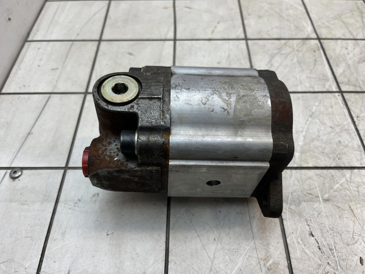 Parker Parker Hydraulics gear pump - Pompa hidrolik untuk Derek: gambar 5 Parker Parker Hydraulics gear pump - Pompa hidrolik untuk Derek: gambar 5