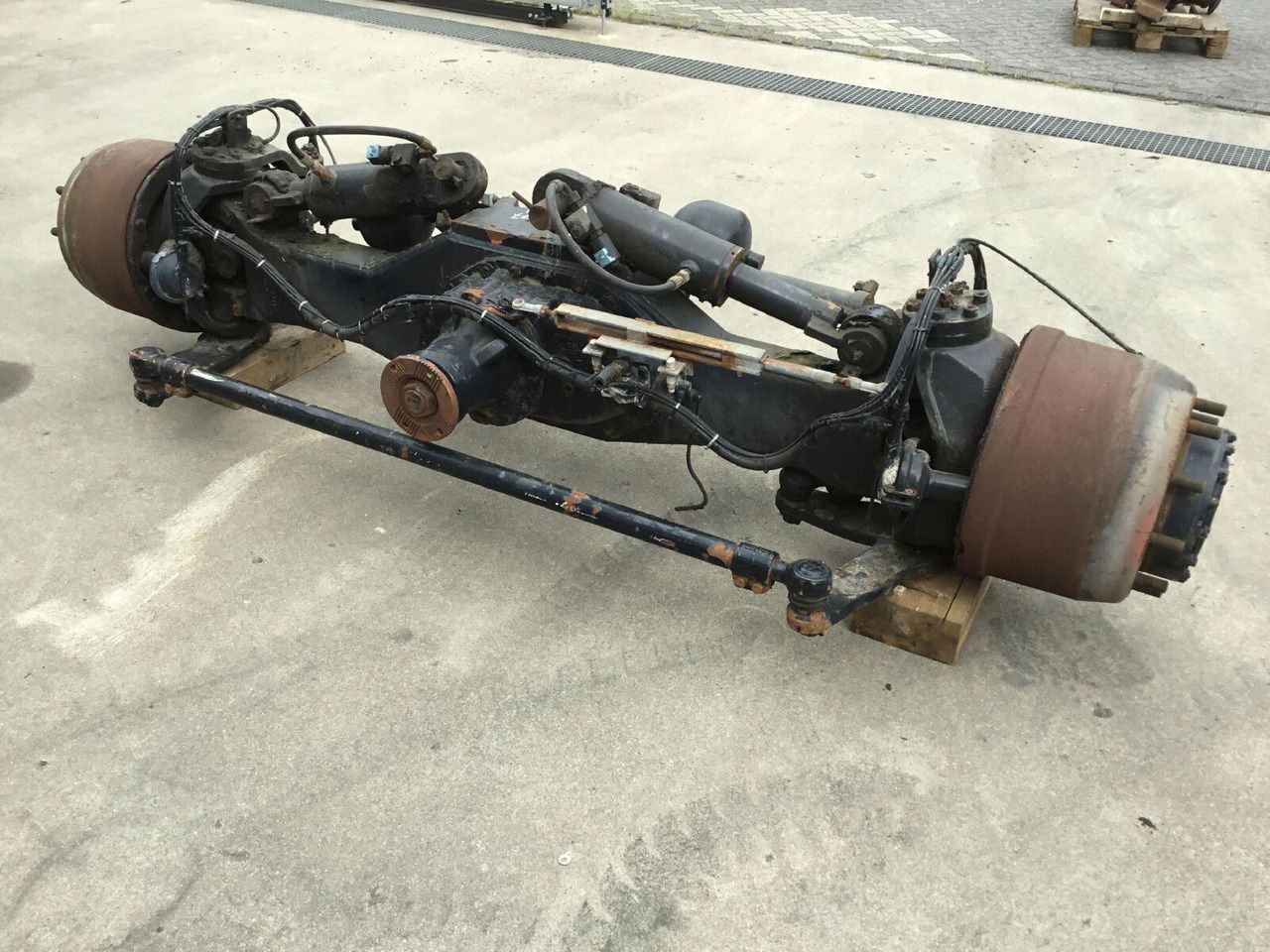 Spierings SK 477 axle 4 - Poros dan bagian untuk Derek bergerak: gambar 3 Spierings SK 477 axle 4 - Poros dan bagian untuk Derek bergerak: gambar 3