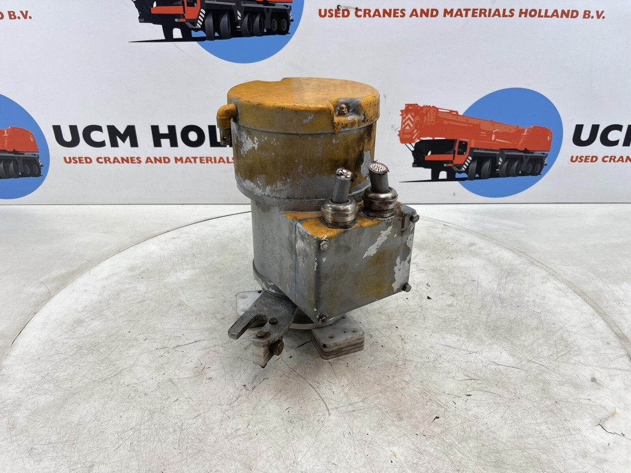 Liebherr LTM 1060-2 collecting ring - Suku cadang untuk Derek: gambar 3 Liebherr LTM 1060-2 collecting ring - Suku cadang untuk Derek: gambar 3