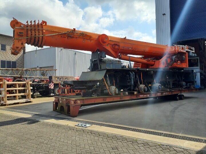 Liebherr LTM 1095-5.1 - Suku cadang untuk Derek semua medan: gambar 1 Liebherr LTM 1095-5.1 - Suku cadang untuk Derek semua medan: gambar 1