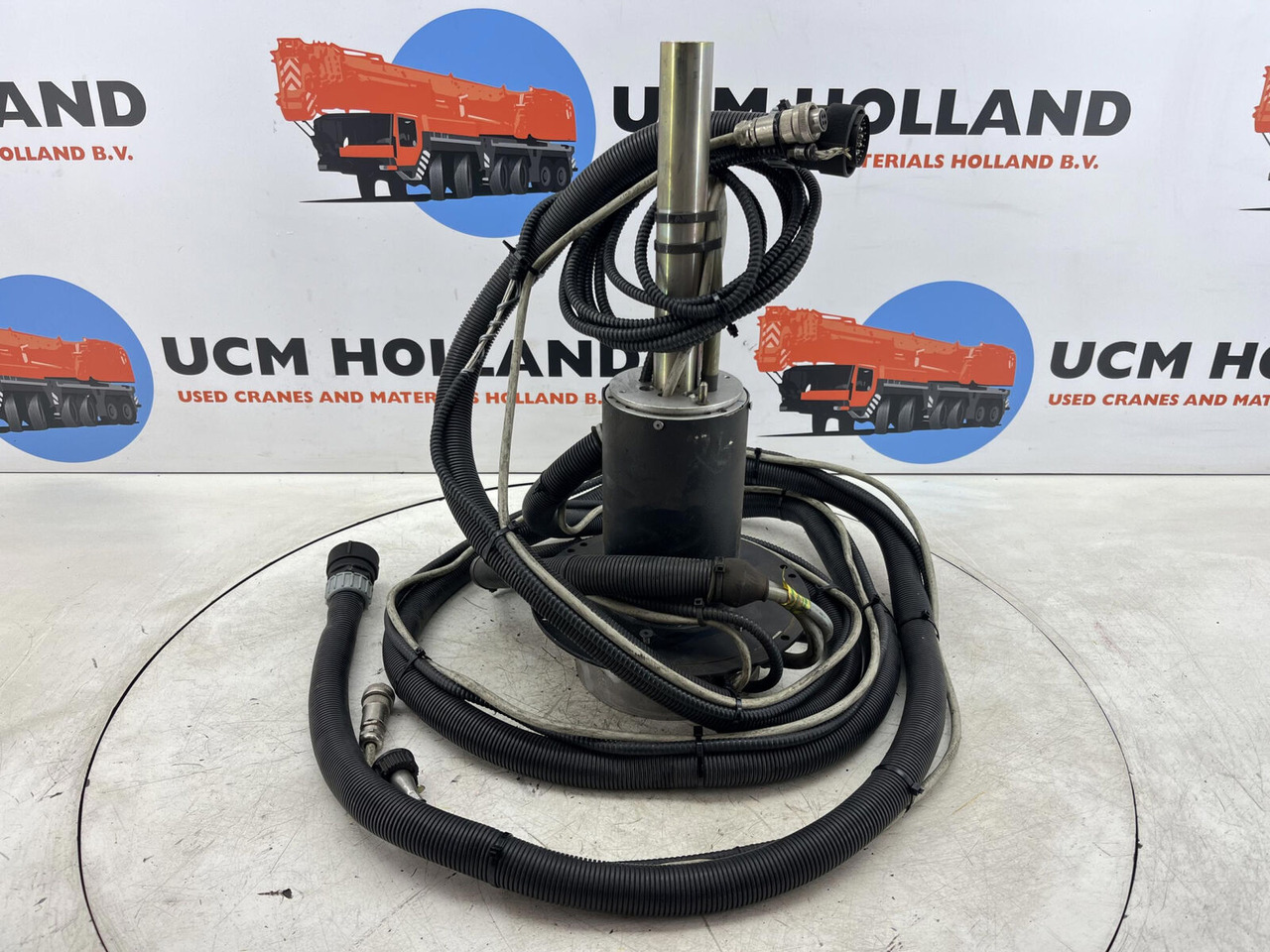 Terex AC slip ring assy - Suku cadang untuk Derek: gambar 2 Terex AC slip ring assy - Suku cadang untuk Derek: gambar 2