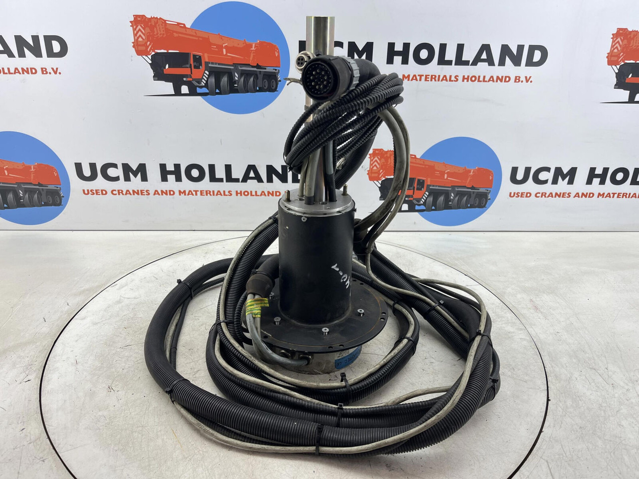 Terex AC slip ring assy - Suku cadang untuk Derek: gambar 3 Terex AC slip ring assy - Suku cadang untuk Derek: gambar 3