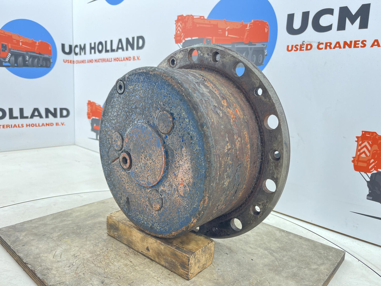 Terex AC 155 Planetary gear 17-24-67-32-3pl-H136-46 - Final drive untuk Derek bergerak: gambar 2 Terex AC 155 Planetary gear 17-24-67-32-3pl-H136-46 - Final drive untuk Derek bergerak: gambar 2