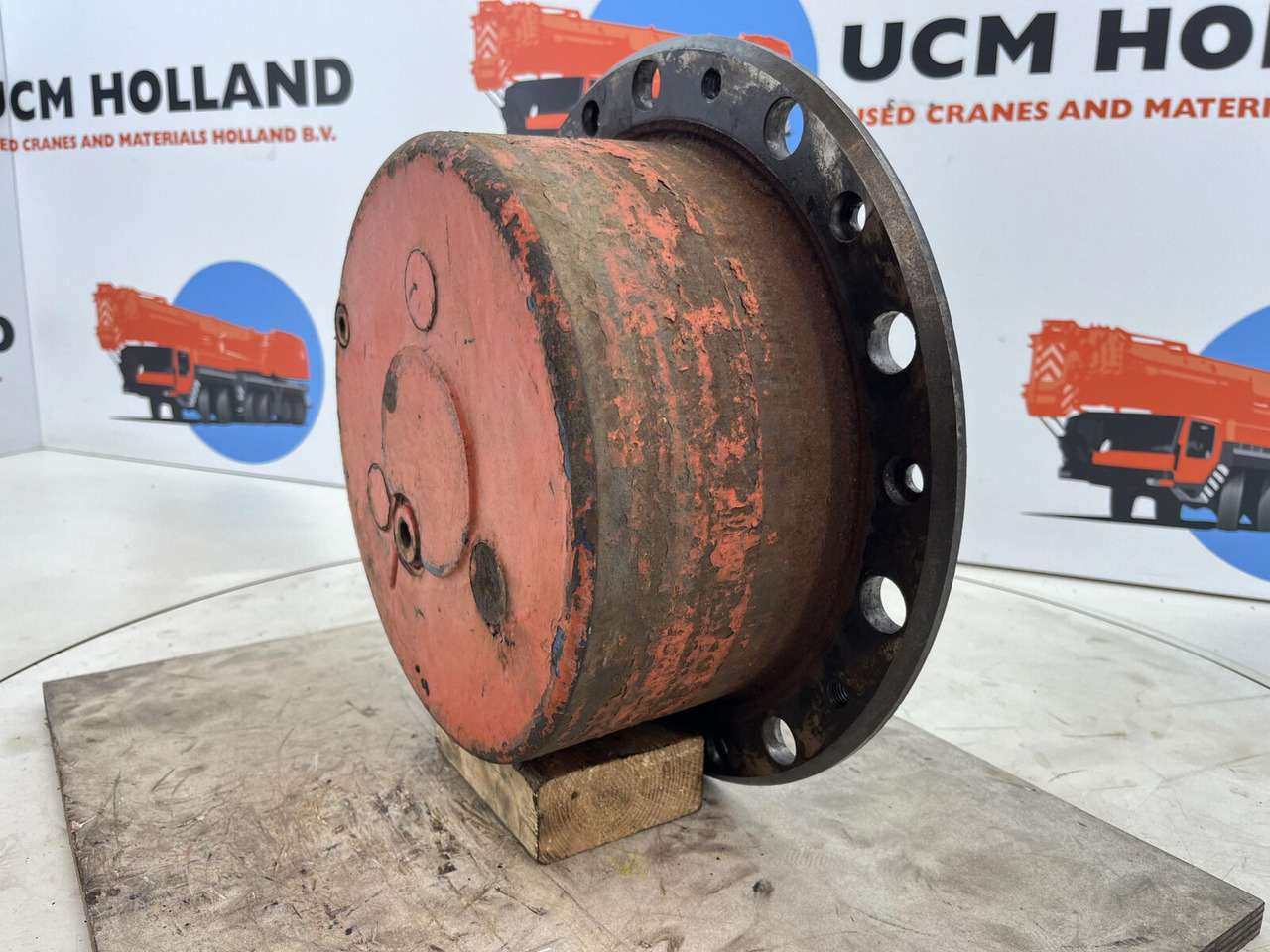 Terex AC 155 planetary gear 17-24-67-32-3pl-H135-46 - Final drive untuk Derek bergerak: gambar 2 Terex AC 155 planetary gear 17-24-67-32-3pl-H135-46 - Final drive untuk Derek bergerak: gambar 2