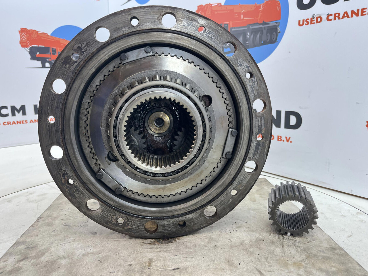 Terex AC 155 planetary gear 22-25-74-40-3pl-H135-46 - Final drive untuk Derek bergerak: gambar 5 Terex AC 155 planetary gear 22-25-74-40-3pl-H135-46 - Final drive untuk Derek bergerak: gambar 5