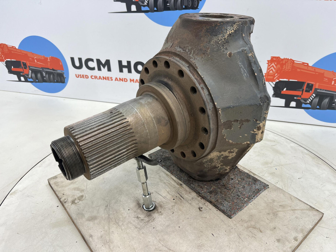 Terex AC 155 steering knuckle 16 holes axle 2 - Buku jari kemudi untuk Derek bergerak: gambar 1 Terex AC 155 steering knuckle 16 holes axle 2 - Buku jari kemudi untuk Derek bergerak: gambar 1