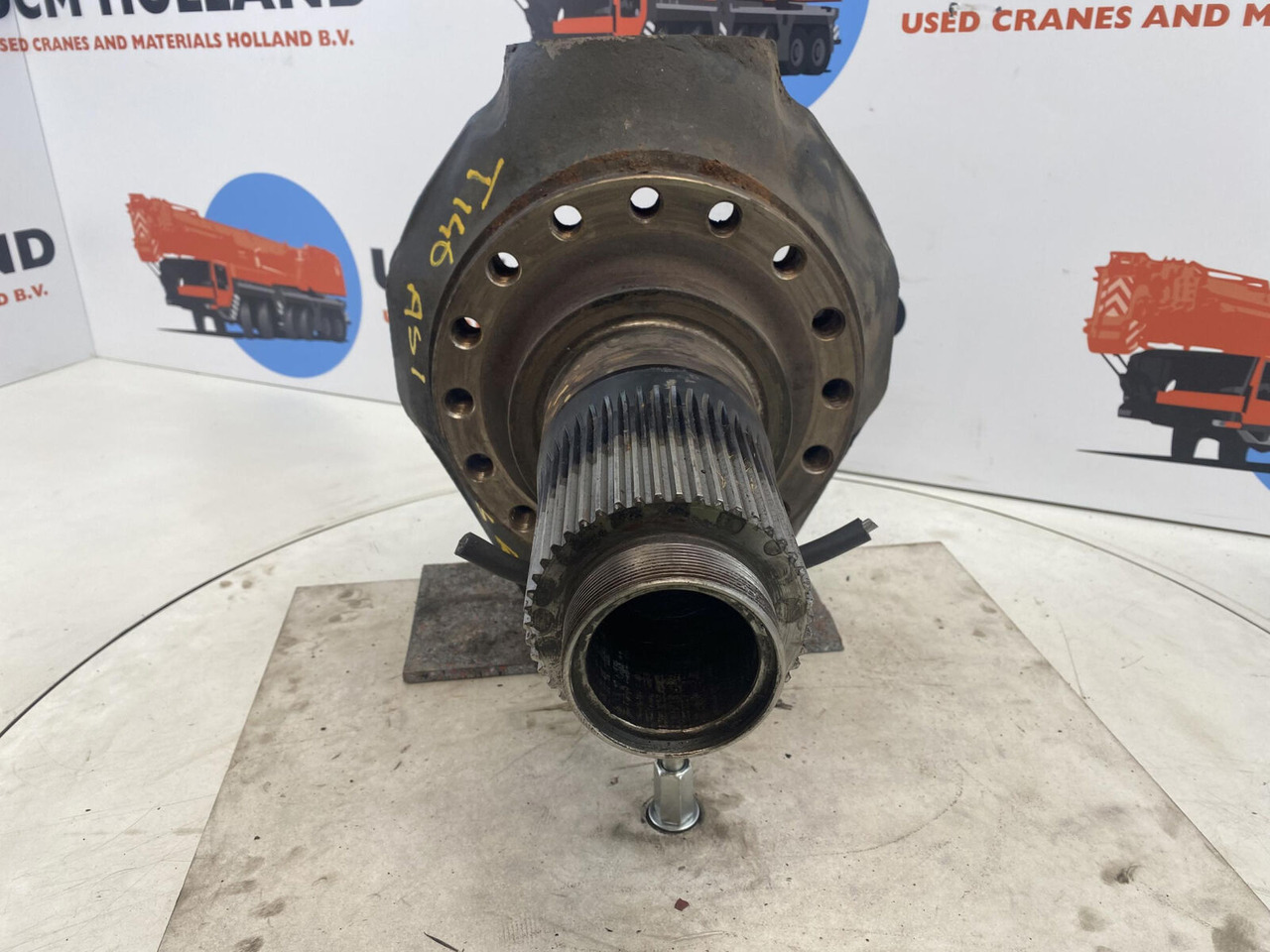Terex Demag AC 35 Steering knuckle 16 holes axle 1 - Buku jari kemudi untuk Derek bergerak: gambar 2 Terex Demag AC 35 Steering knuckle 16 holes axle 1 - Buku jari kemudi untuk Derek bergerak: gambar 2