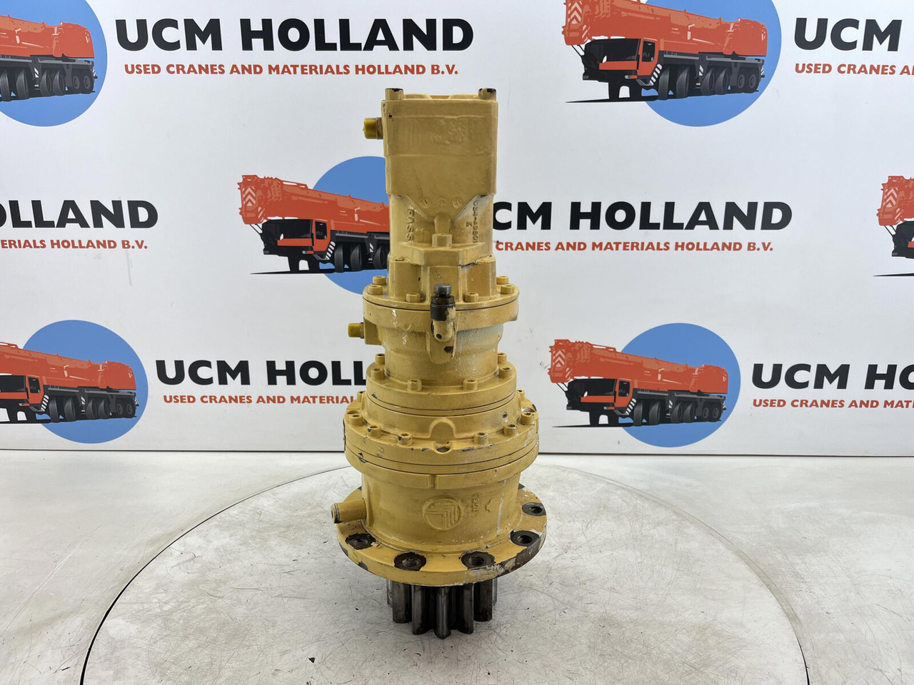 Terex-Demag AC 35 slewing gear - Motor ayun untuk Derek bergerak: gambar 2 Terex-Demag AC 35 slewing gear - Motor ayun untuk Derek bergerak: gambar 2