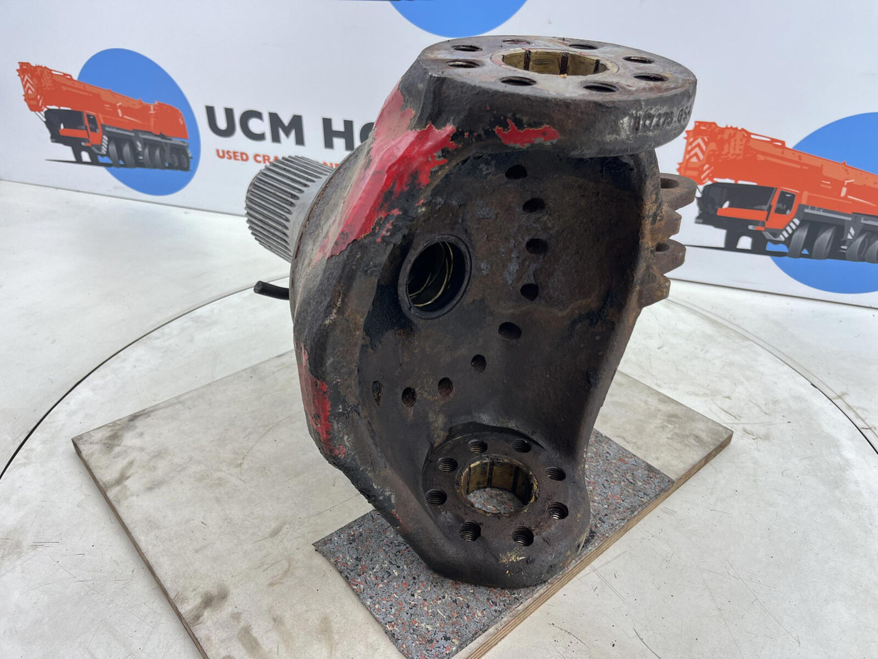 Terex Demag AC35 Steering knuckle 16 holes axle 2 right - Buku jari kemudi untuk Derek bergerak: gambar 4 Terex Demag AC35 Steering knuckle 16 holes axle 2 right - Buku jari kemudi untuk Derek bergerak: gambar 4