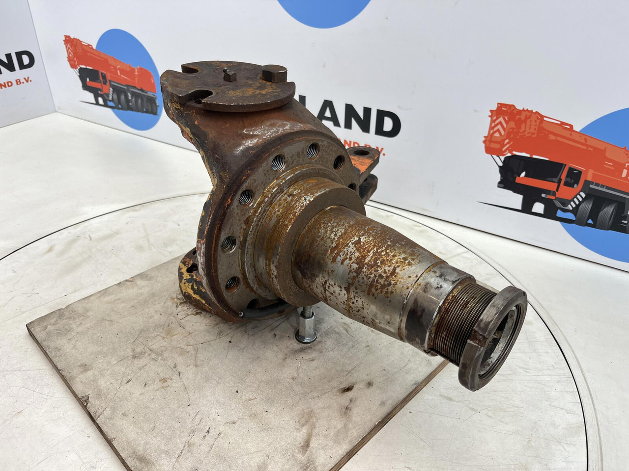 Terex HC 340 Steering knuckle 12 holes axle 1 - Buku jari kemudi untuk Derek bergerak: gambar 3 Terex HC 340 Steering knuckle 12 holes axle 1 - Buku jari kemudi untuk Derek bergerak: gambar 3