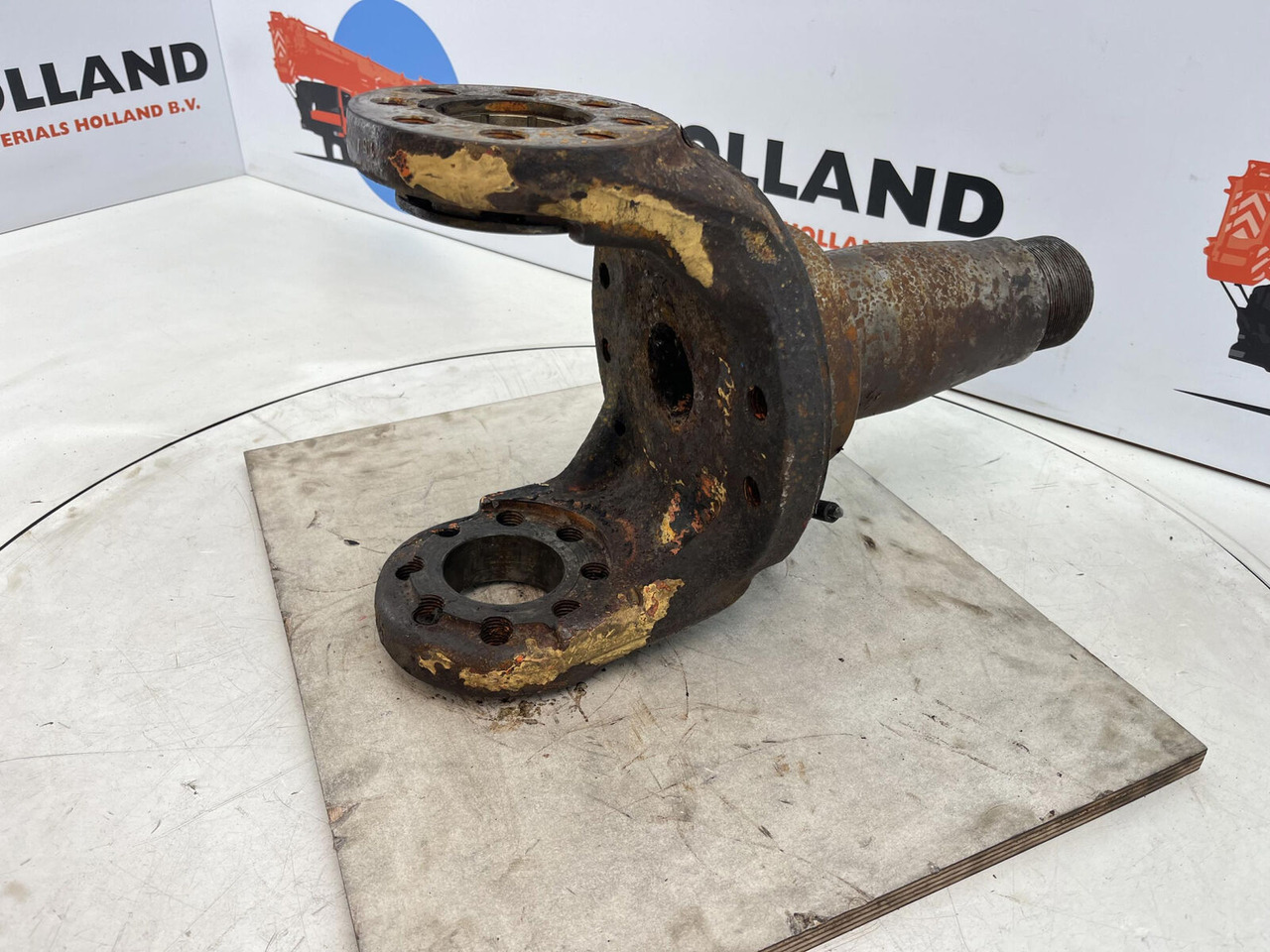 Terex HC 340 Steering knuckle 12 holes axle 2 - Buku jari kemudi untuk Derek: gambar 4 Terex HC 340 Steering knuckle 12 holes axle 2 - Buku jari kemudi untuk Derek: gambar 4