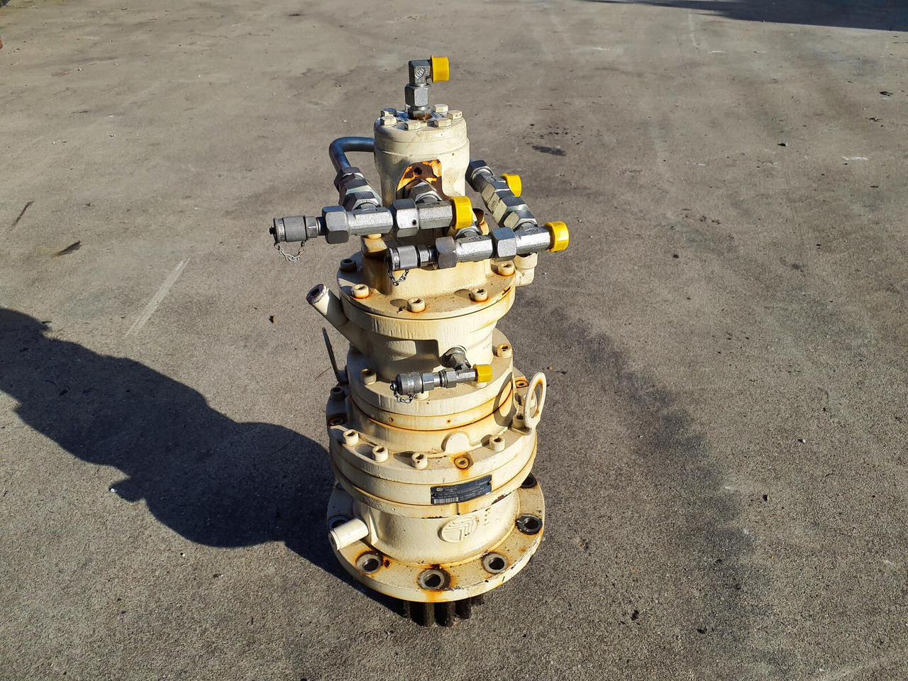 Terex challenger 3160 slew gear - Motor ayun untuk Derek bergerak: gambar 4 Terex challenger 3160 slew gear - Motor ayun untuk Derek bergerak: gambar 4