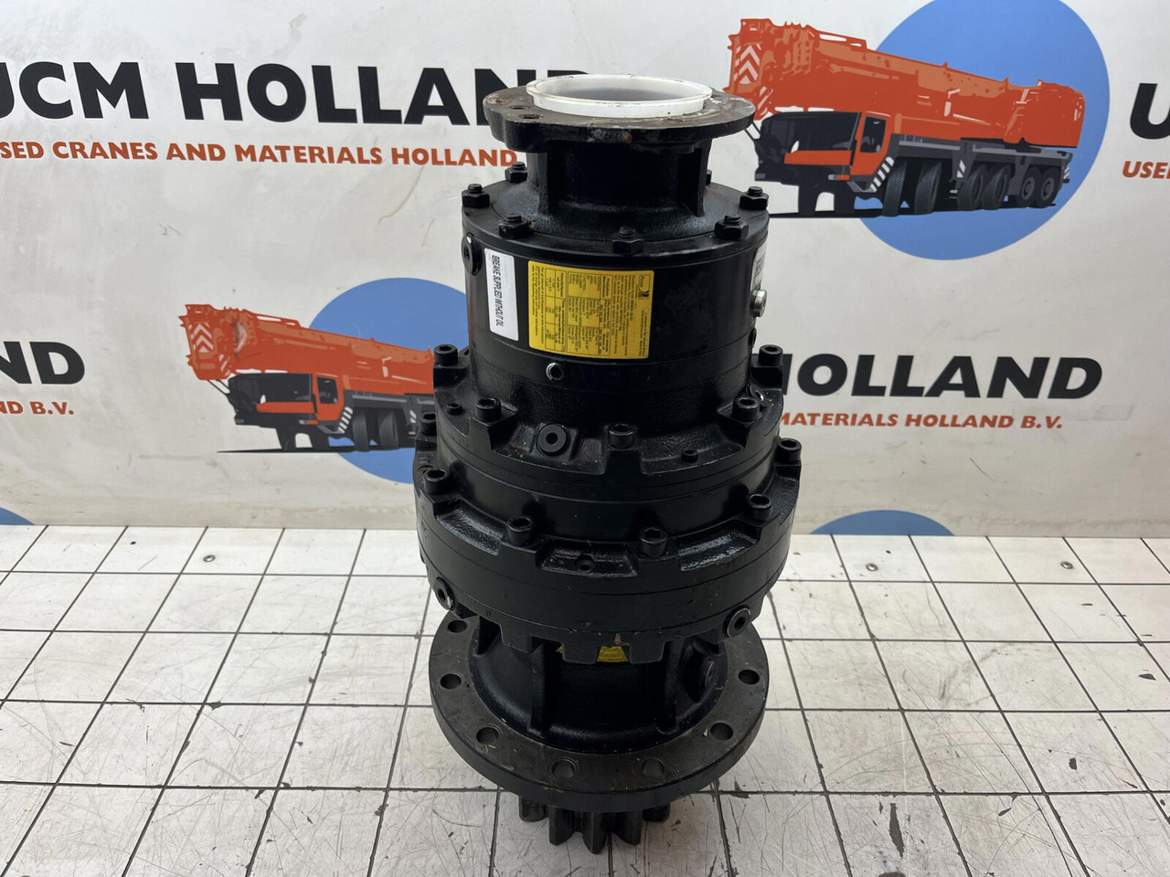 Terex slew gear - Motor ayun untuk Derek bergerak: gambar 1 Terex slew gear - Motor ayun untuk Derek bergerak: gambar 1