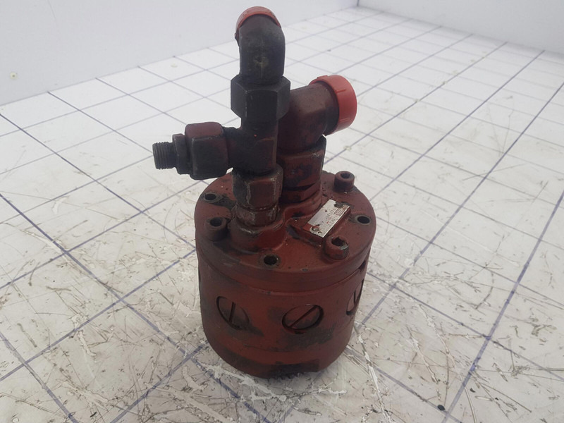ZF Emergency steering pump ZF - Pompa hidrolik untuk Derek: gambar 3 ZF Emergency steering pump ZF - Pompa hidrolik untuk Derek: gambar 3