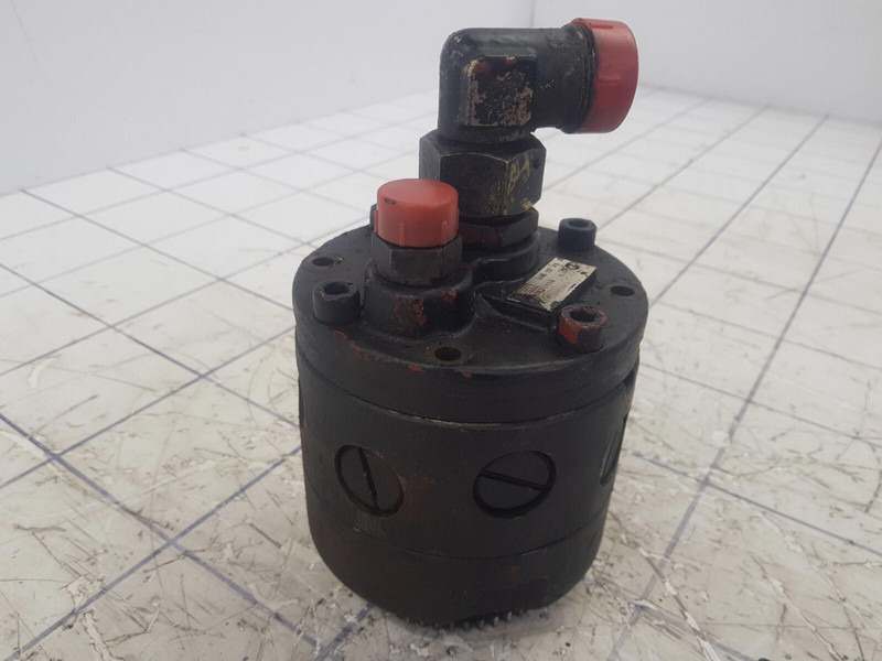 ZF Emergency steering pump from ZF - Pompa hidrolik untuk Derek: gambar 3 ZF Emergency steering pump from ZF - Pompa hidrolik untuk Derek: gambar 3