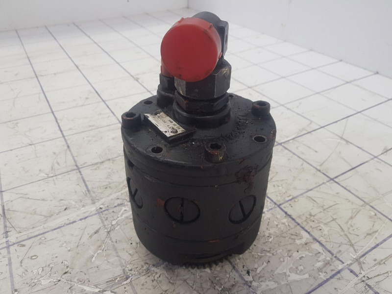ZF Emergency steering pump from ZF - Pompa hidrolik untuk Derek: gambar 2 ZF Emergency steering pump from ZF - Pompa hidrolik untuk Derek: gambar 2