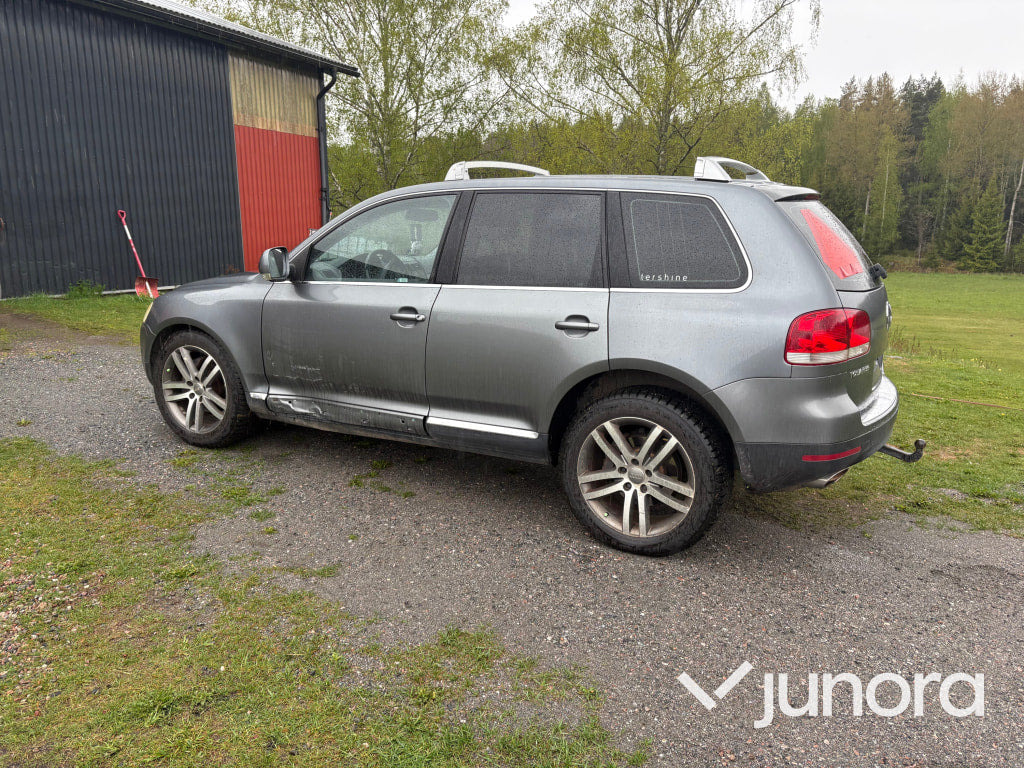 EPA / A-Traktor Volkswagen Touareg V8 - Mobil: gambar 4 EPA / A-Traktor Volkswagen Touareg V8 - Mobil: gambar 4
