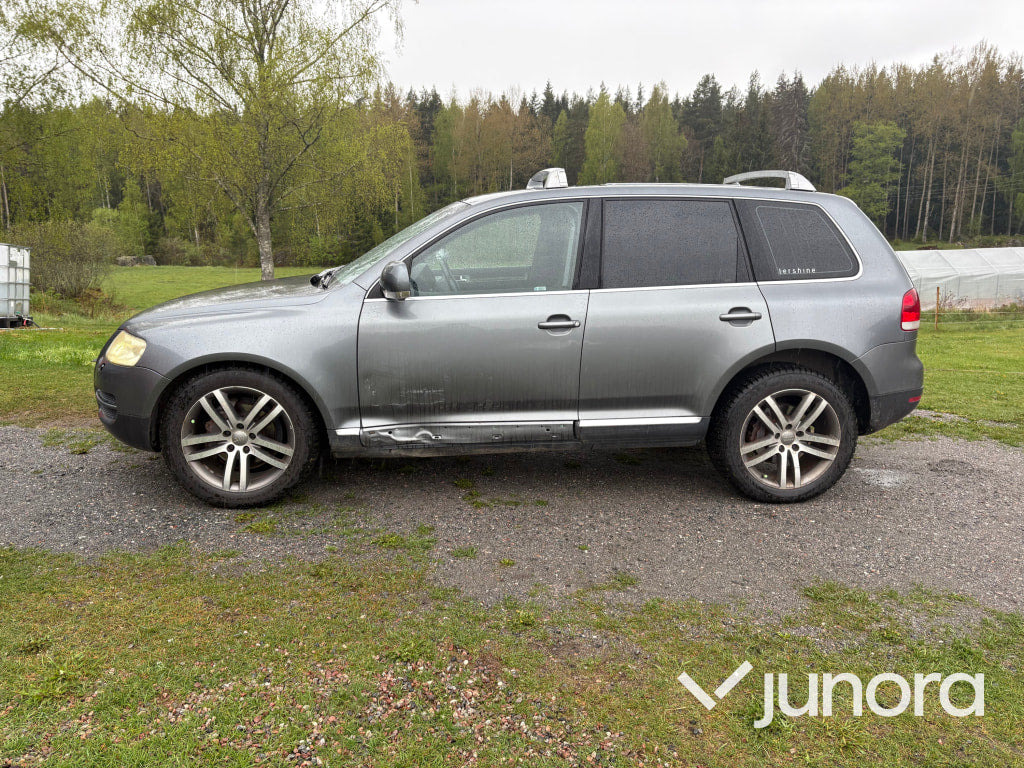 EPA / A-Traktor Volkswagen Touareg V8 - Mobil: gambar 3 EPA / A-Traktor Volkswagen Touareg V8 - Mobil: gambar 3