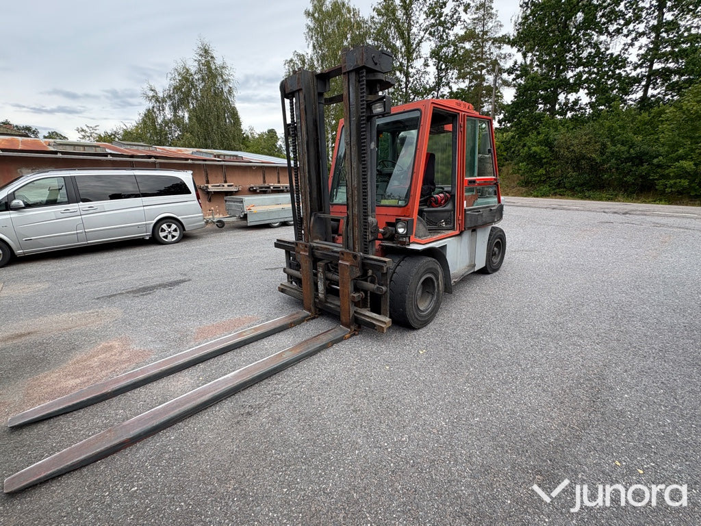 Gaffeltruck - 7 ton - Forklift: gambar 1 Gaffeltruck - 7 ton - Forklift: gambar 1
