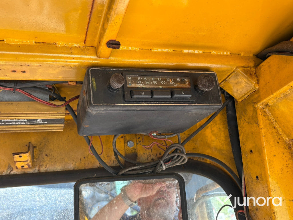 Wheel loader Hjullastare Volvo BM 4200: gambar 23