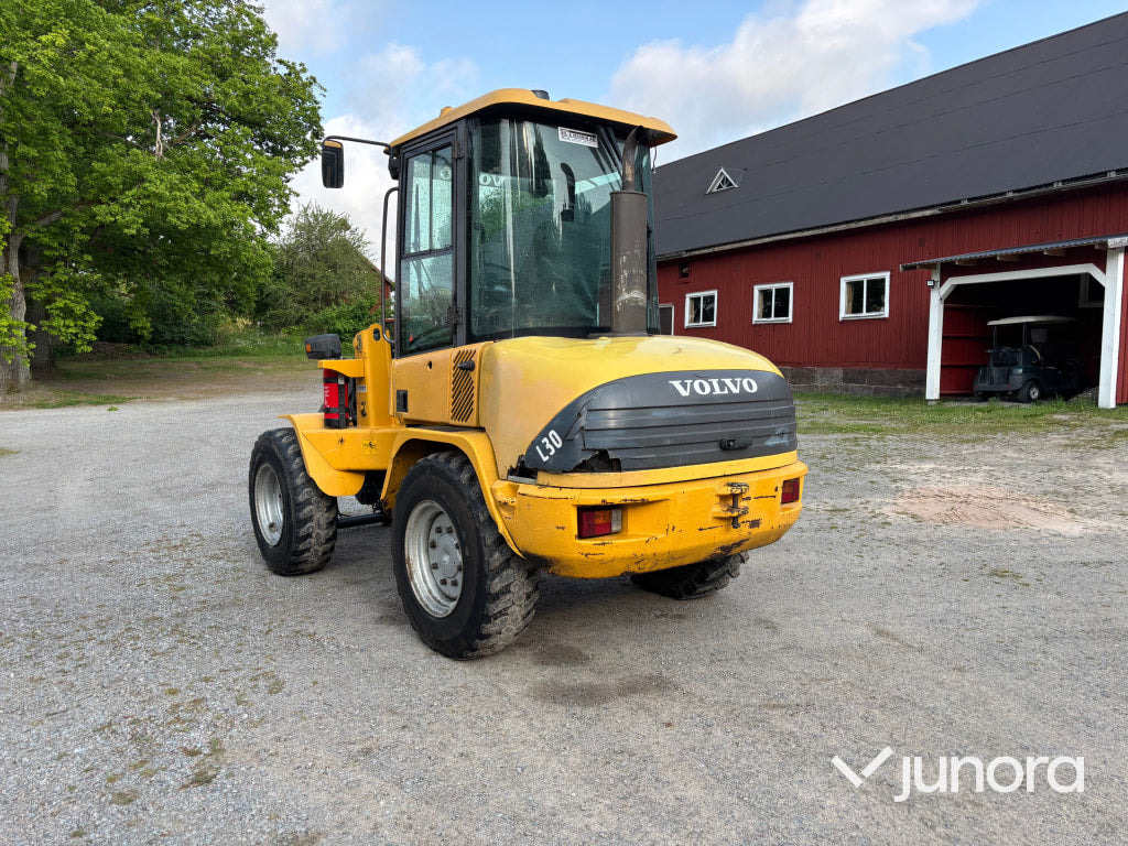 Hjullastare Volvo L30 med redskap - Wheel loader: gambar 3 Hjullastare Volvo L30 med redskap - Wheel loader: gambar 3