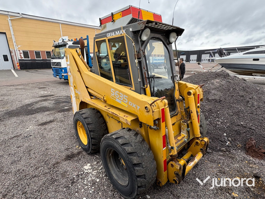 Kompaktlastare - Gehlmax 5635 DXT - Skid steer: gambar 3 Kompaktlastare - Gehlmax 5635 DXT - Skid steer: gambar 3