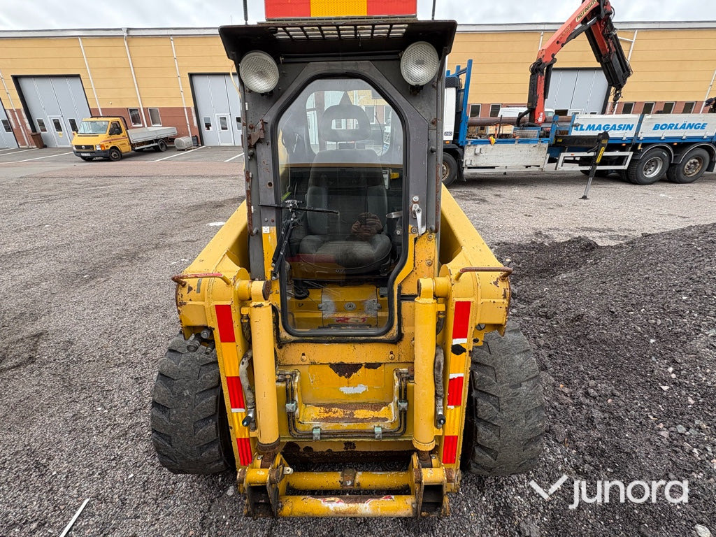 Kompaktlastare - Gehlmax 5635 DXT - Skid steer: gambar 2 Kompaktlastare - Gehlmax 5635 DXT - Skid steer: gambar 2