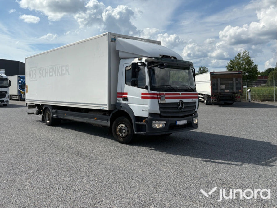 Lastbil Mercedes Atego 1223 - Truk box: gambar 1 Lastbil Mercedes Atego 1223 - Truk box: gambar 1