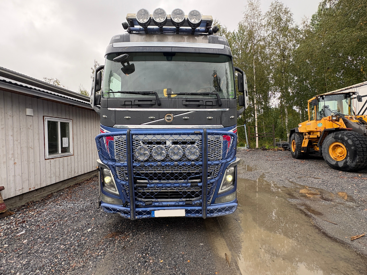 Lastbil Volvo FH16 6*4 - Truk flatbed: gambar 2 Lastbil Volvo FH16 6*4 - Truk flatbed: gambar 2