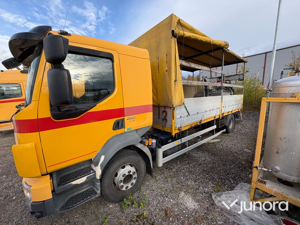Lastbil - Volvo FL-280 4*2 - Truk dengan terpal samping: gambar 4 Lastbil - Volvo FL-280 4*2 - Truk dengan terpal samping: gambar 4