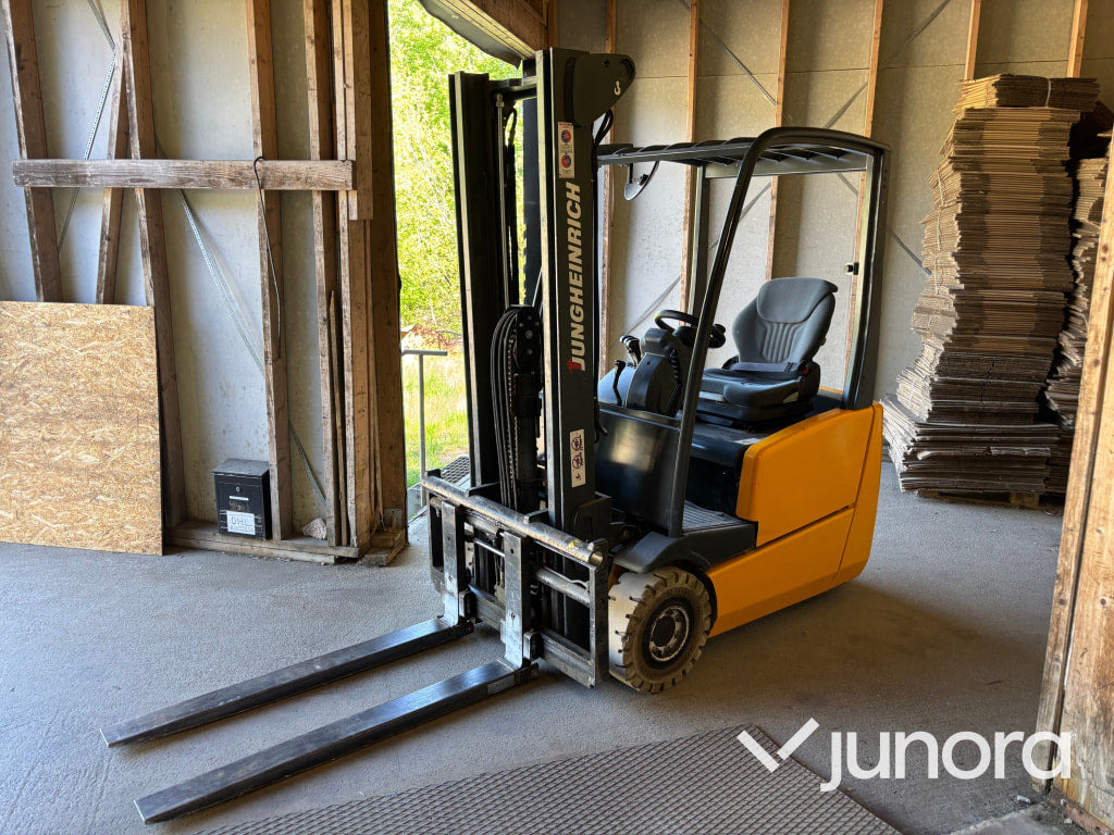 Motviktstruck Jungheinrich EFG 213 - Forklift listrik: gambar 1 Motviktstruck Jungheinrich EFG 213 - Forklift listrik: gambar 1
