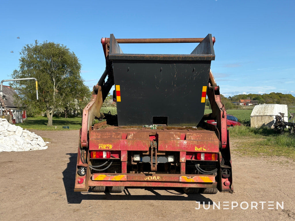 Scania Lastbil med lastväxslarflak - Peralatan lainnya: gambar 4 Scania Lastbil med lastväxslarflak - Peralatan lainnya: gambar 4