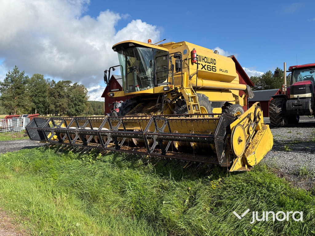 Skördetröska New Holland TX66 Plus - Pemanen gabungan: gambar 1 Skördetröska New Holland TX66 Plus - Pemanen gabungan: gambar 1