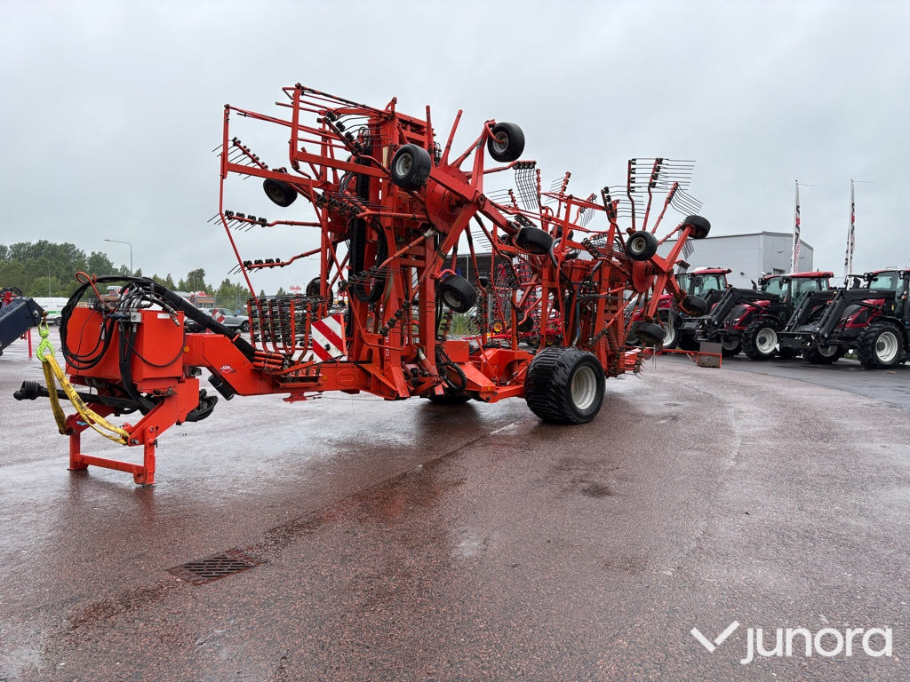 Strängläggare Kuhn GA15031 - Tedder/ Menyapu: gambar 1 Strängläggare Kuhn GA15031 - Tedder/ Menyapu: gambar 1