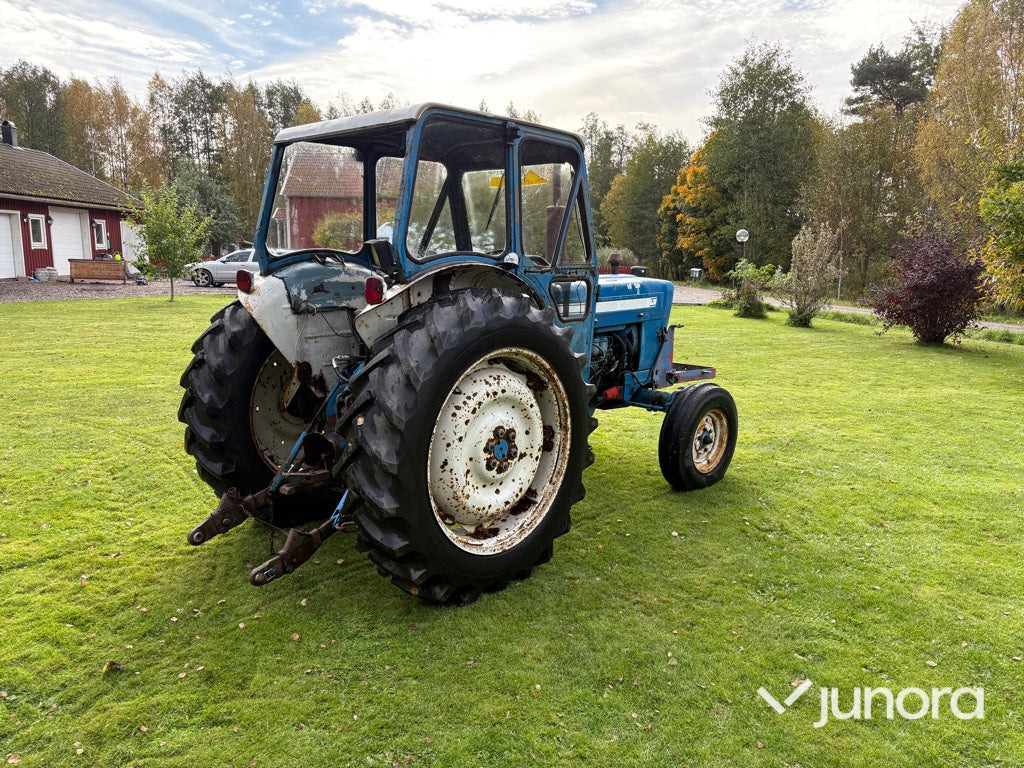 Traktor - Ford 4000 - Traktor: gambar 4 Traktor - Ford 4000 - Traktor: gambar 4