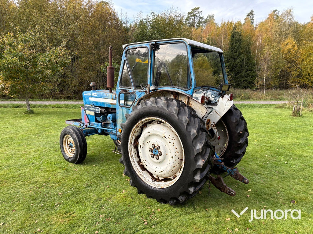 Traktor - Ford 4000 - Traktor: gambar 3 Traktor - Ford 4000 - Traktor: gambar 3