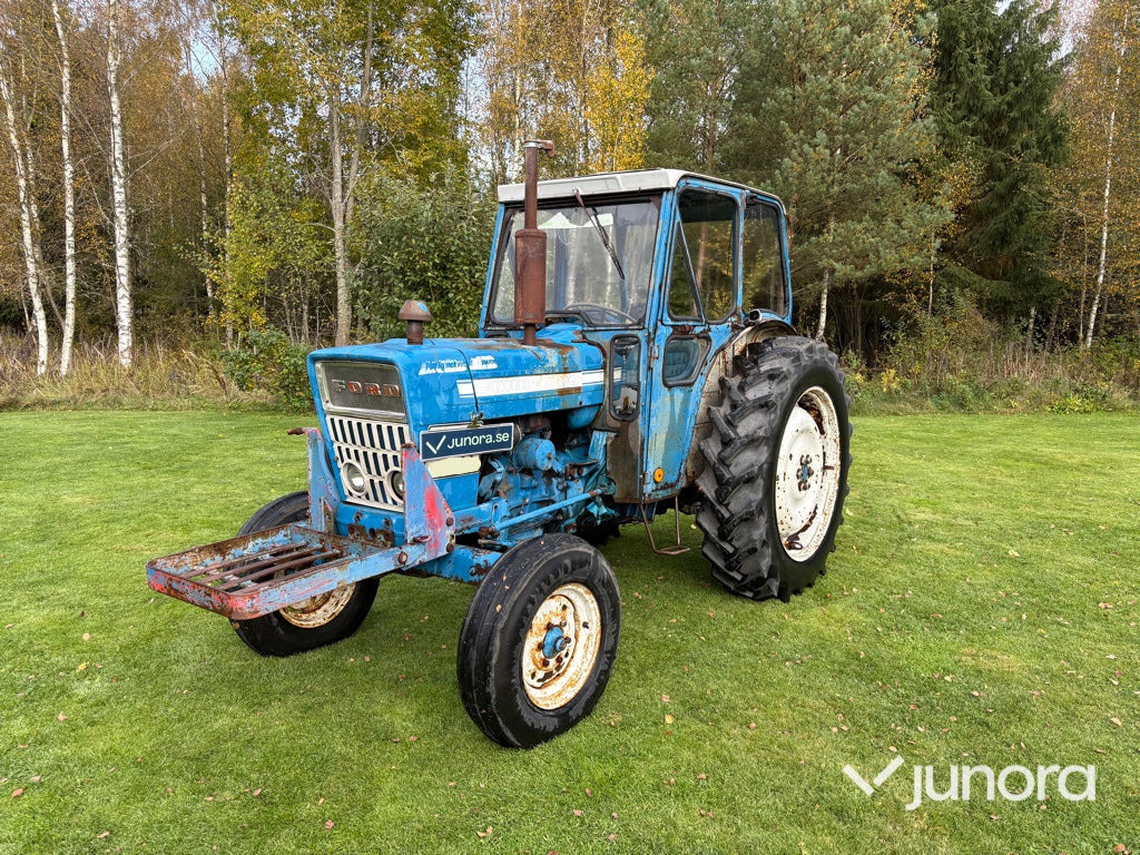 Traktor - Ford 4000 - Traktor: gambar 1 Traktor - Ford 4000 - Traktor: gambar 1
